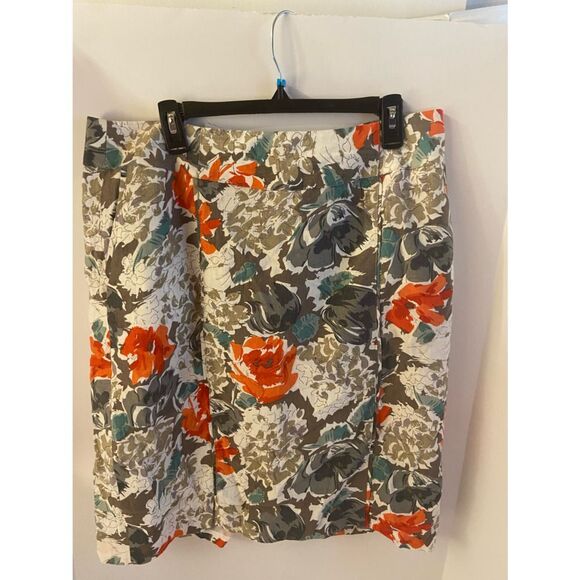 New Cato linen blend skirts gray flowers 35” waist - Picture 1 of 9